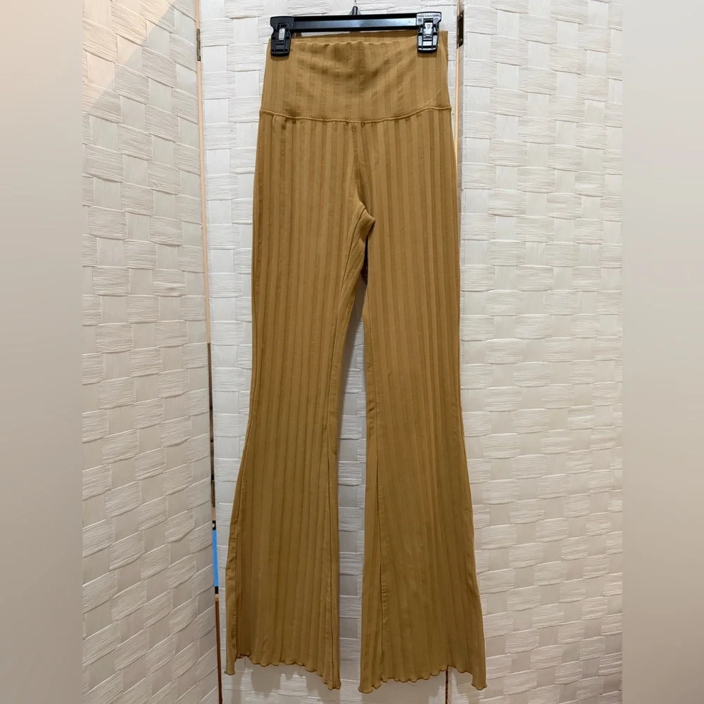 Aerie OFFLINE High Waisted Ribbed Flare Leggings Brown XS